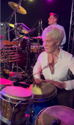 Total Hip Replacement -LIVE